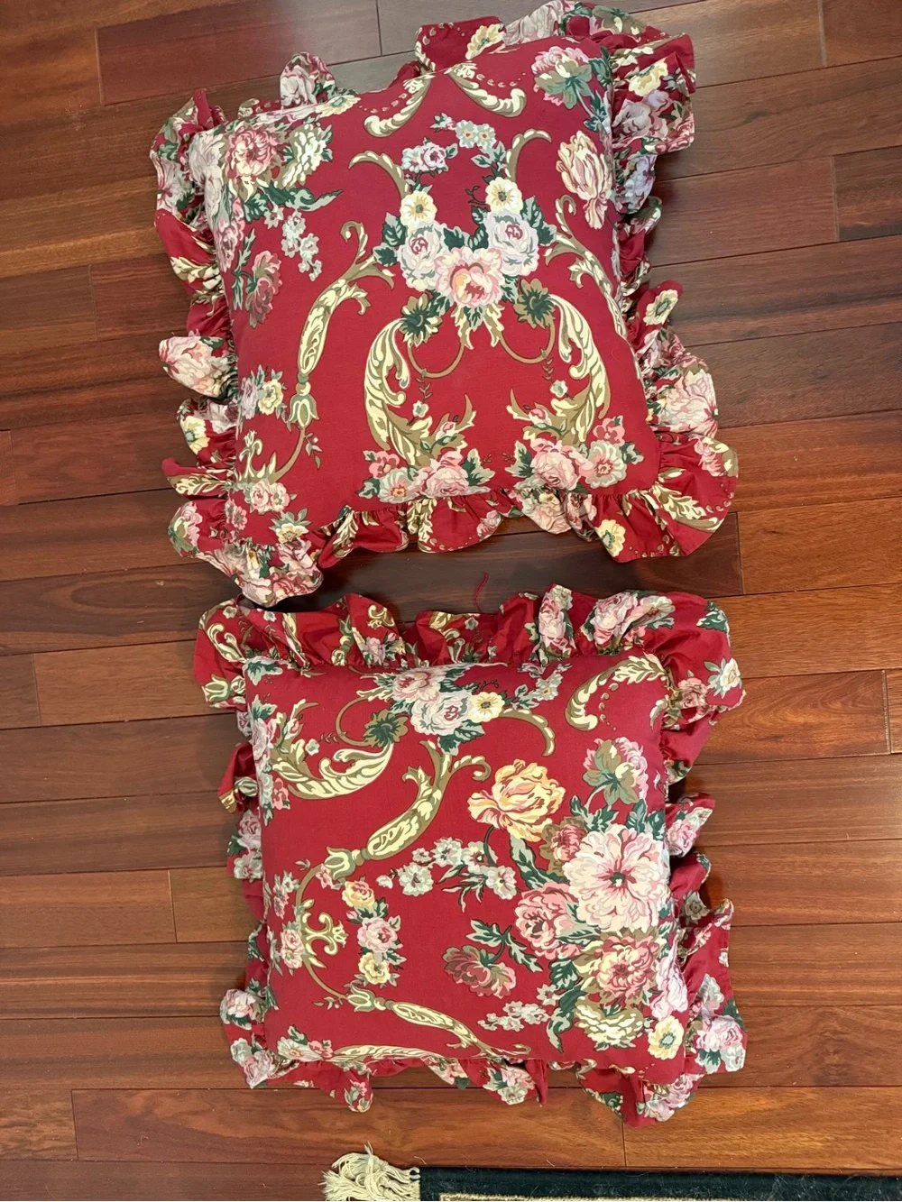 Ralph Lauren Accent Pillows 16x16 + 3 In Ruffle Marseilles Danielle Red Pair (2)